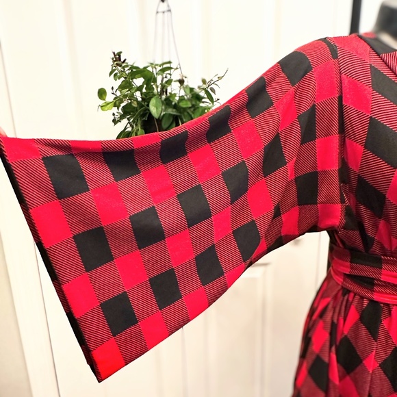 LIKE NEW Onion Cut & Sewn kimono duster - Picture 8 of 10